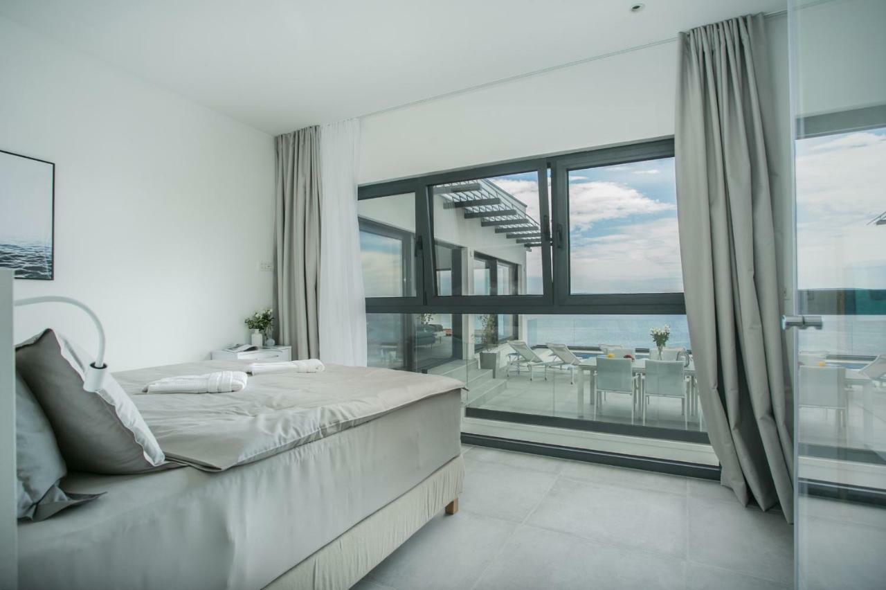 Holiday Home Olive Exclusive - 8 People, Heated Pool, Okrug Gornji, Sea View Трогир Экстерьер фото